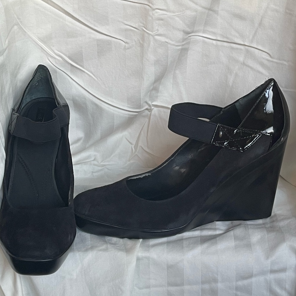 Nine West wedge Mary Jane